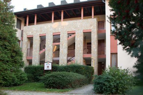 Eliza Birdland Golf Apartman