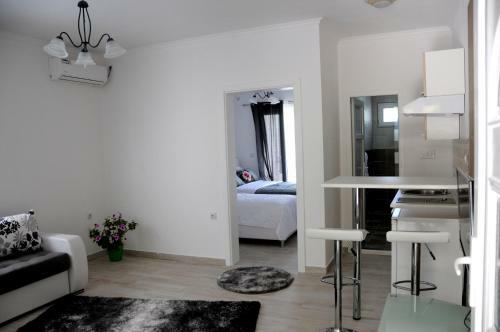 Apartments Eman Resort