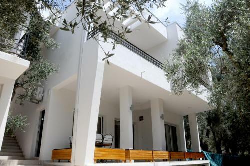 Apartments Eman Resort