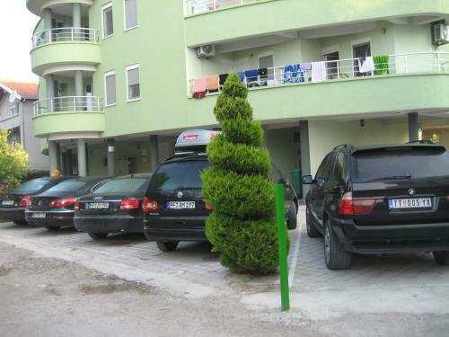 Hostal Guest House Vila Mimoza