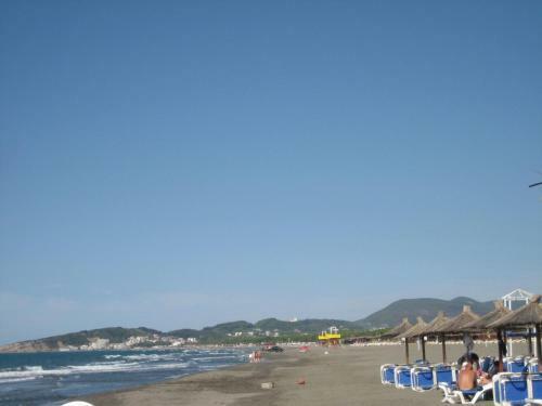 Hostal Guest House Vila Mimoza