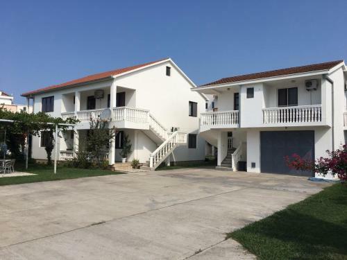Apartmani Sara