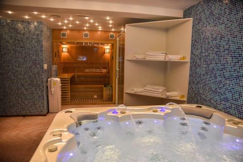 Padam Hotel & Spa