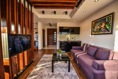 Giardino Lux Apartments