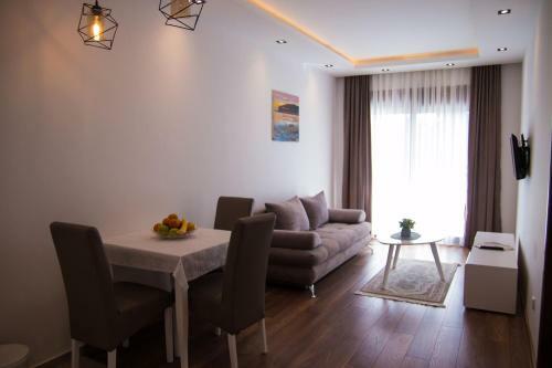 Art� Apartments