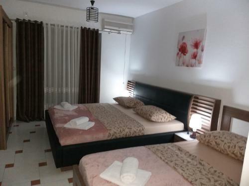 Apartments & Studio Haxhibeti