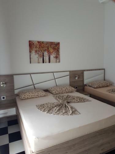 Apartments & Studio Haxhibeti