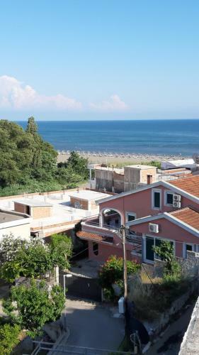Hostal Apartments Daka