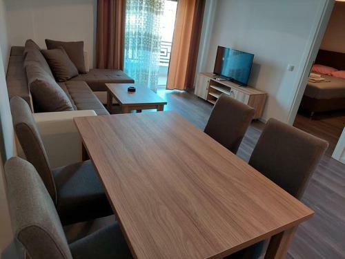Vip Apartment Deluxe 3