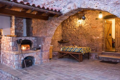 Aradena Traditional House 2