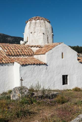 Aradena Traditional House 2