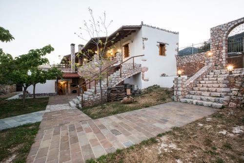 Aradena Traditional House 3