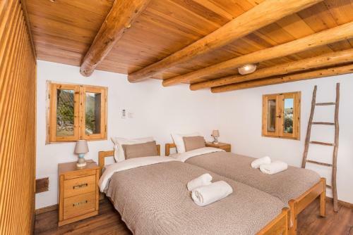Aradena Traditional House 3