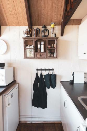 Lodge Bj�rk - A Cozy Hilltop Cottage - Great Location!
