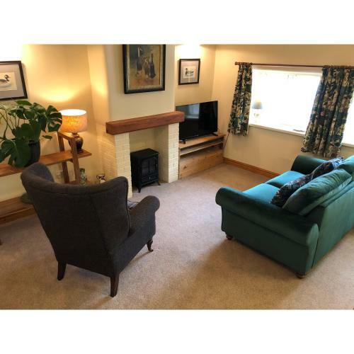Jitty Cottage - Open Plan With Gallery Bedroom