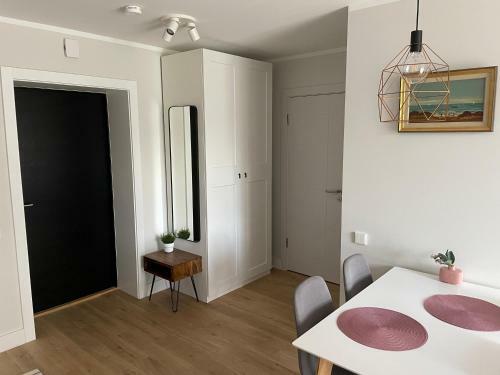 Seaside Apartment With Terrace At Albatross, Kesterciems