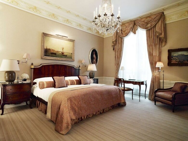 Hotel Connaught