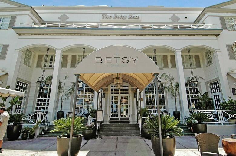 Hotel Betsy South Beach