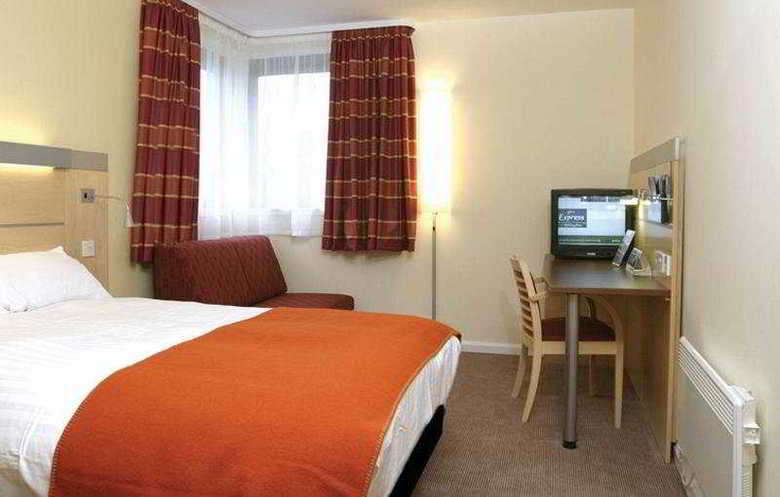 Hotel Express By Holiday Inn Dunfermline