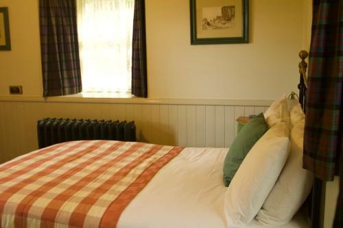 Hostal Flodigarry Hotel And High Tide Restaurant