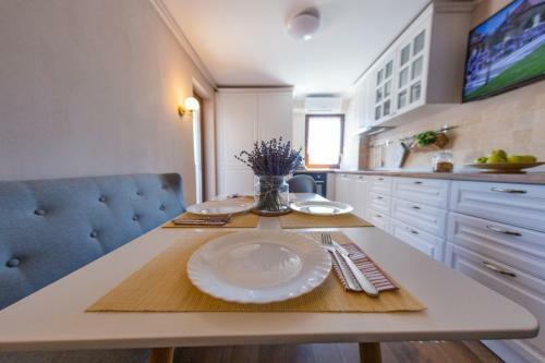 Apartament Alba Carolina