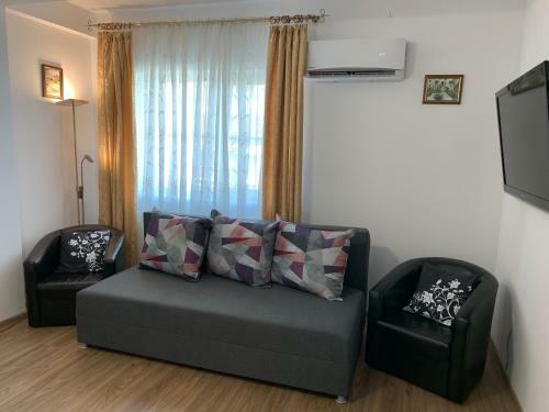 Apartamento Criss Home Bulevard