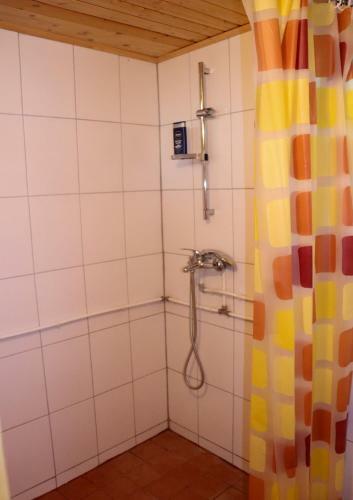 R�kav�r Vend�gh�z