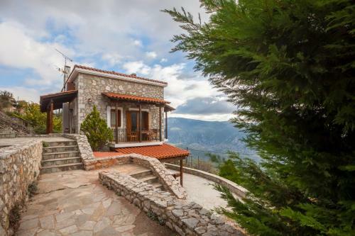 Rock Dandy Deluxe Chalet