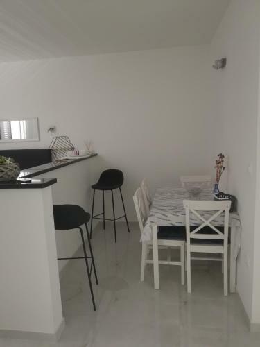 Royal View 2, Apartmani Luki?