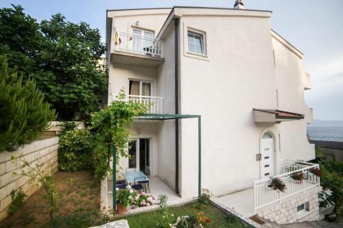 Apartments By The Sea Brist, Makarska - 18097