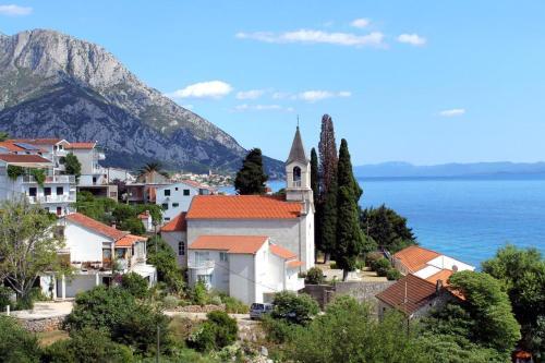 Apartments By The Sea Brist, Makarska - 18096