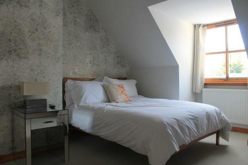 Bed & Breakfast Burnroy House