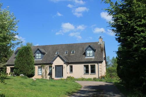 Bed & Breakfast Burnroy House