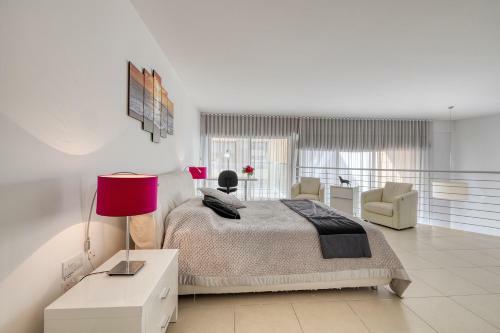 Duplex Luxury Apartment In Portomaso With Pool