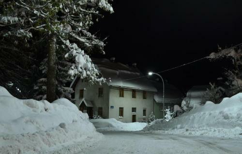 Hostal Rooms With A Parking Space Brod Moravice, Gorski Kotar - 16921