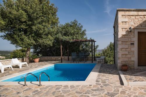 Villa Koules Estate, Simplicity & Natural!