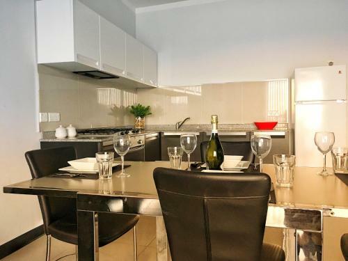 Moby Dick Xlendi Holiday Apartments