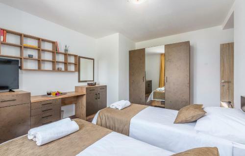 Apartamentos Holiday Home Sa-ra