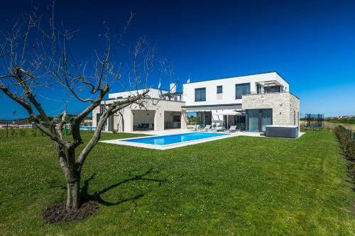 Beautiful Villa Luna