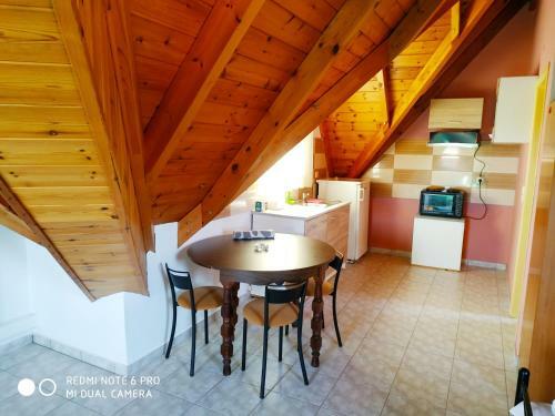 Apartments Onar