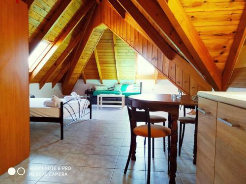 Apartments Onar