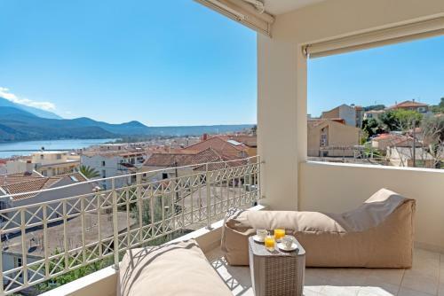 Alexandra's Cozy Sea View Apartment