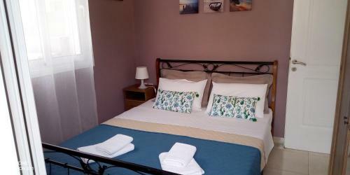 Iris Apartment