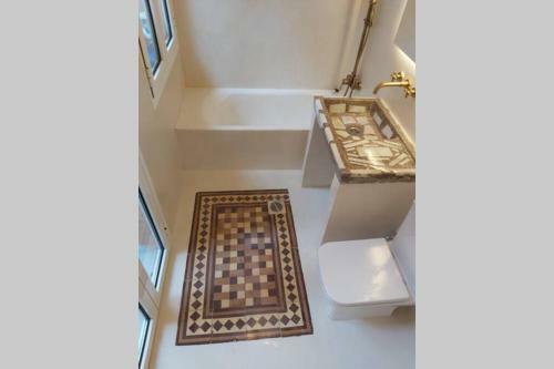 Mid Century Character House In Argostoli