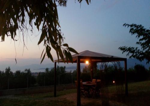 Cozy Maisonette With Unique Views In Ancient Corinth