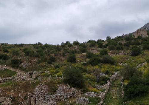 Cozy Maisonette With Unique Views In Ancient Corinth