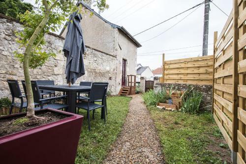 L'atypique, Charmante Maison Avec Jardin Clos