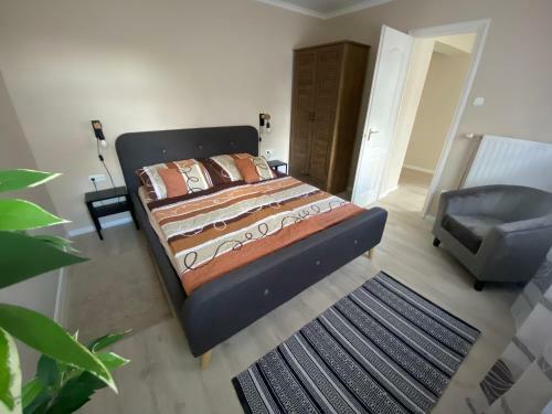Cserke Apartmanh�z