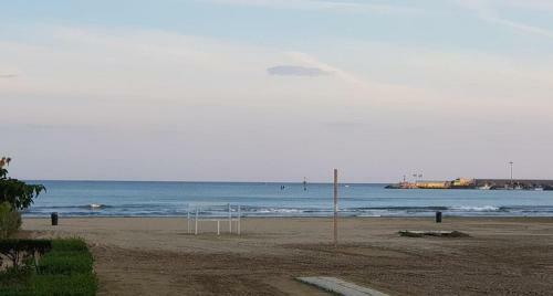 Hostal Regal House Anzio