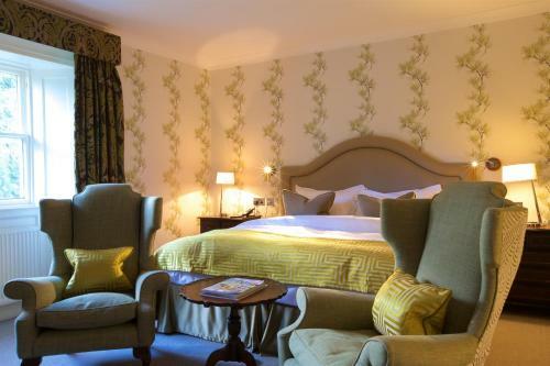 Storrs Hall Hotel